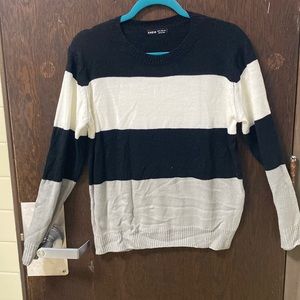 Color block sweater